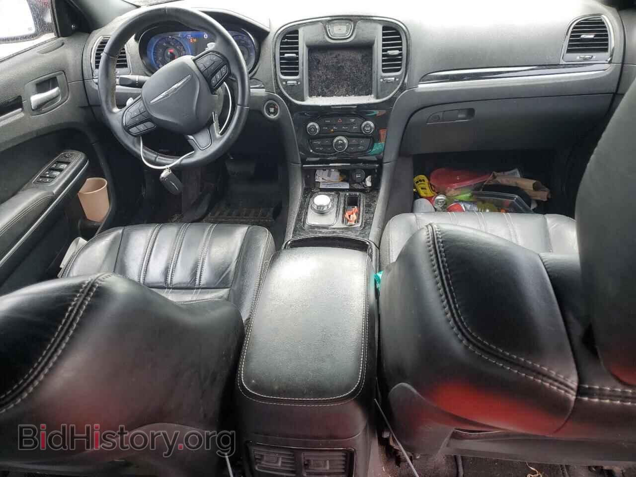 2018 CHRYSLER 300 - VIN: 2C3CCABG9JH301582 - Фото 8