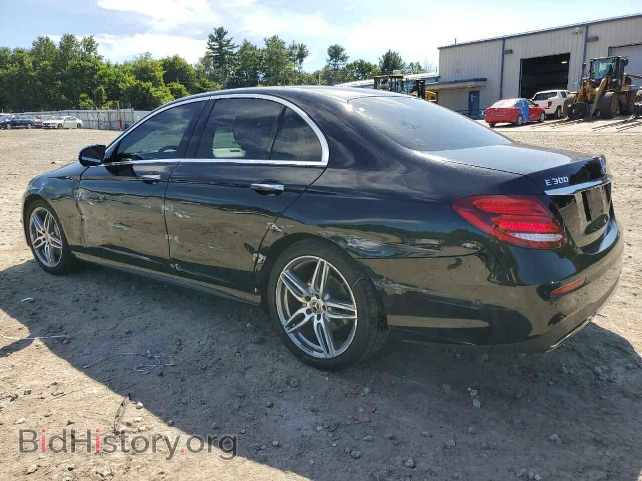 2018 MERCEDES-BENZ E-CLASS - VIN: WDDZF4KB0JA359023 - Фото 2