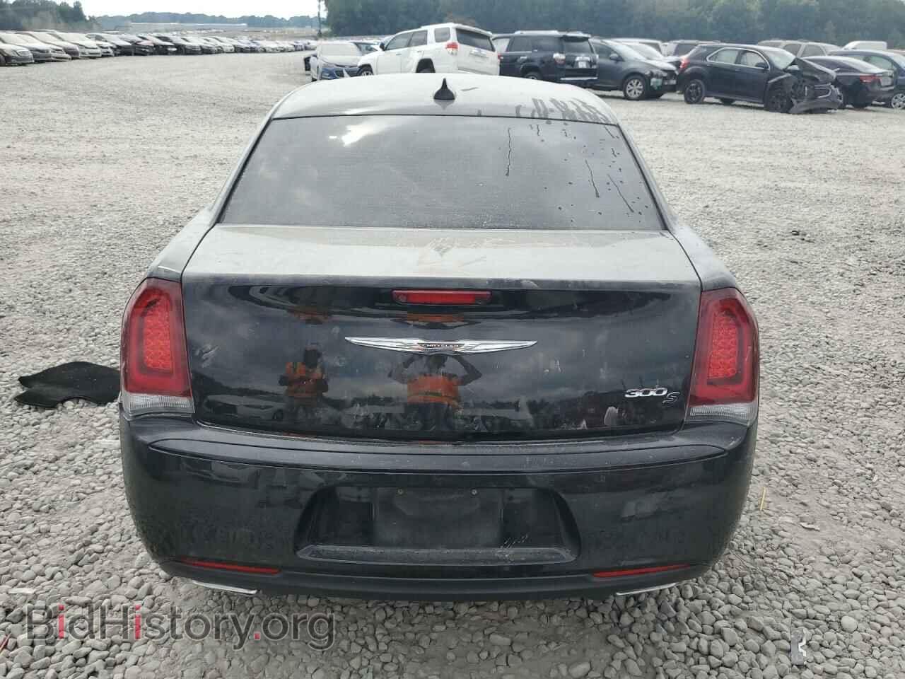 2019 CHRYSLER 300 - VIN: 2C3CCABG9KH638108 - Фото 6