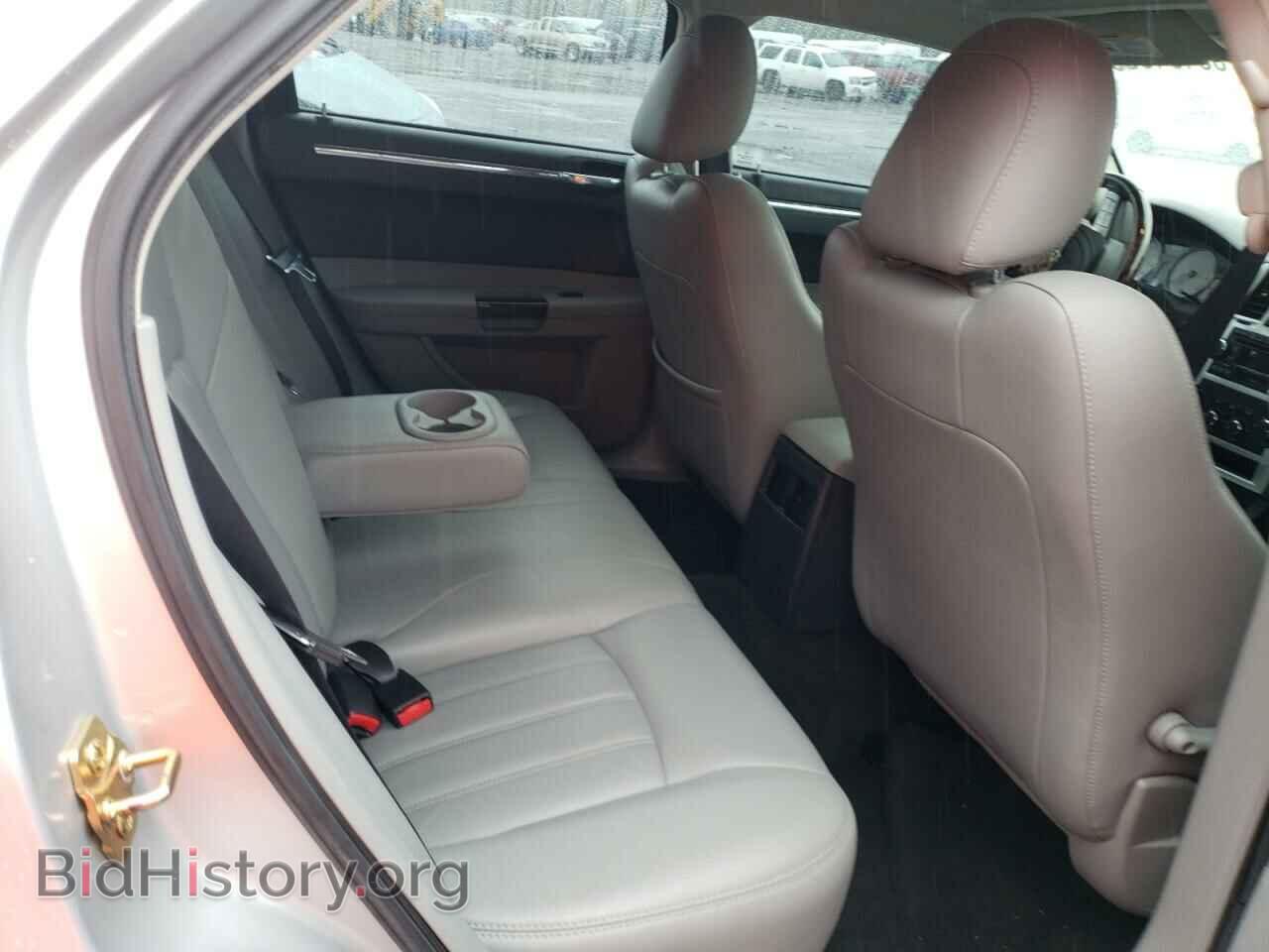 2006 CHRYSLER 300 - VIN: 2C3KA63H36H120975 - Фото 10