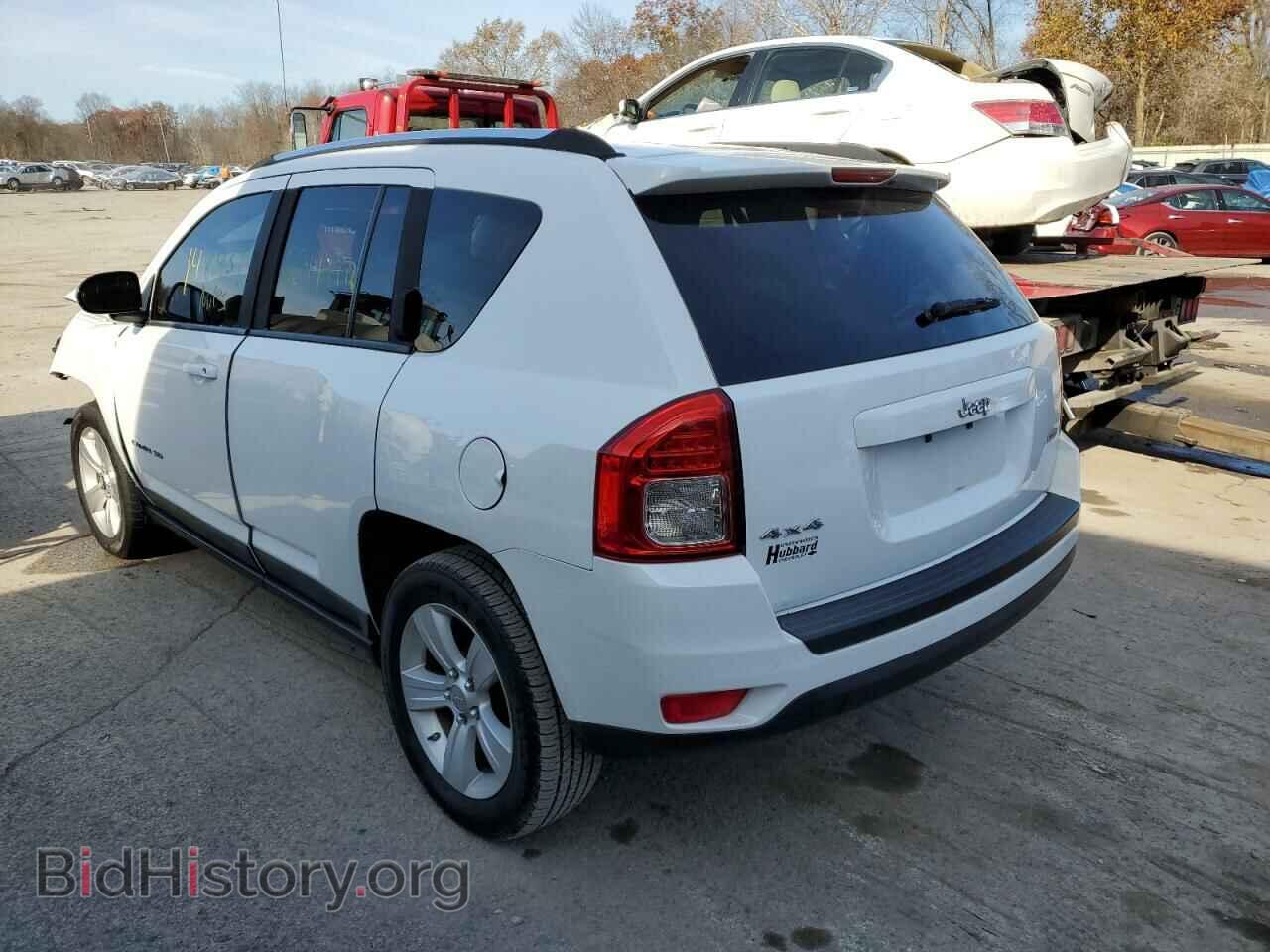 2011 JEEP COMPASS - VIN: 1J4NF1FB3BD145428 - Фото 3