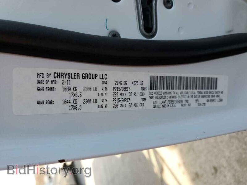 2011 Jeep COMPASS (VIN 1J4NF1FB3BD145428) — фото 10 из 10