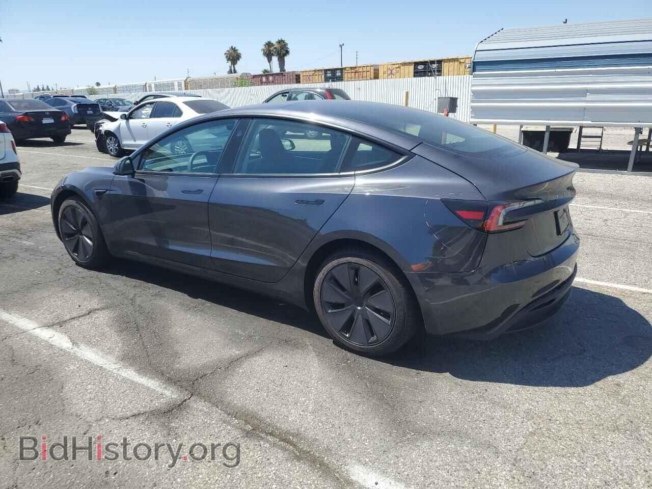 2025 TESLA MODEL 3 - VIN: 5YJ3E1EAXSF929445 - Photo 2
