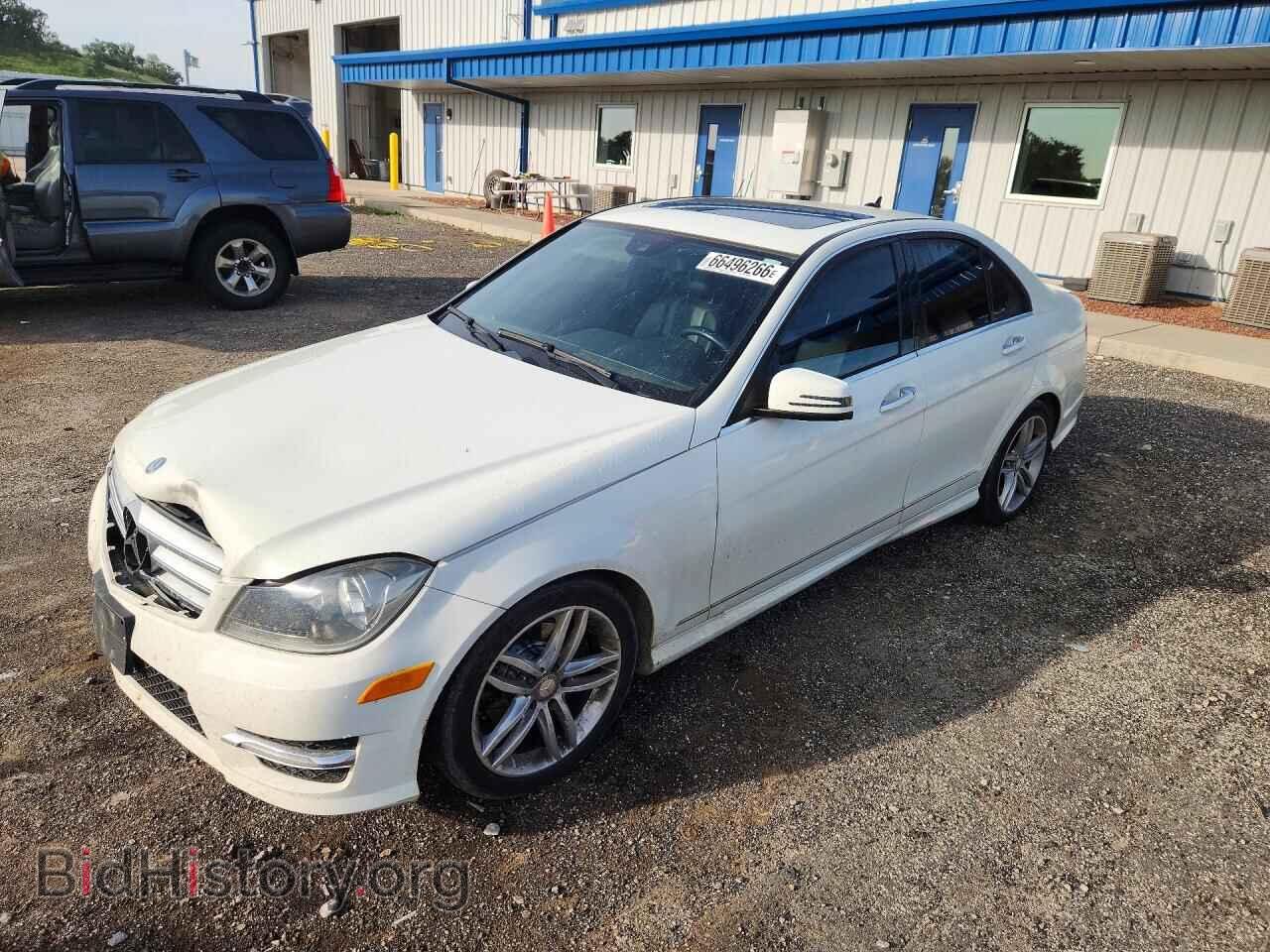 Photo WDDGF8BB1CA693921 - MERCEDES-BENZ C-CLASS 2012
