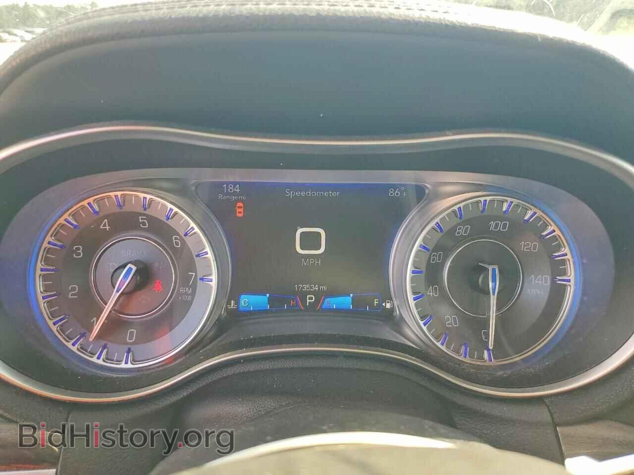 2017 CHRYSLER 300 - VIN: 2C3CCAAG3HH506391 - Фото 9