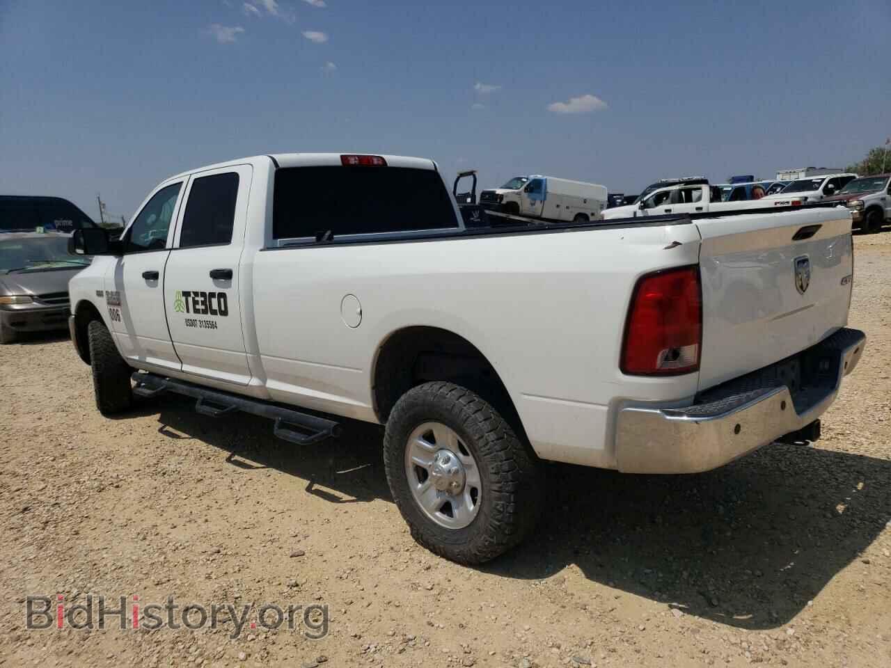 2018 RAM All Models - VIN: 3C6UR5HJ1JG237201 - Фото 2