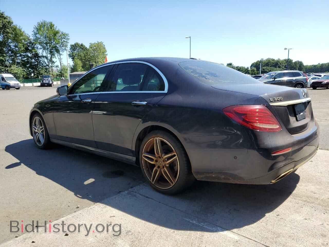 2017 MERCEDES-BENZ E-CLASS - VIN: WDDZF4JB4HA282071 - Фото 2