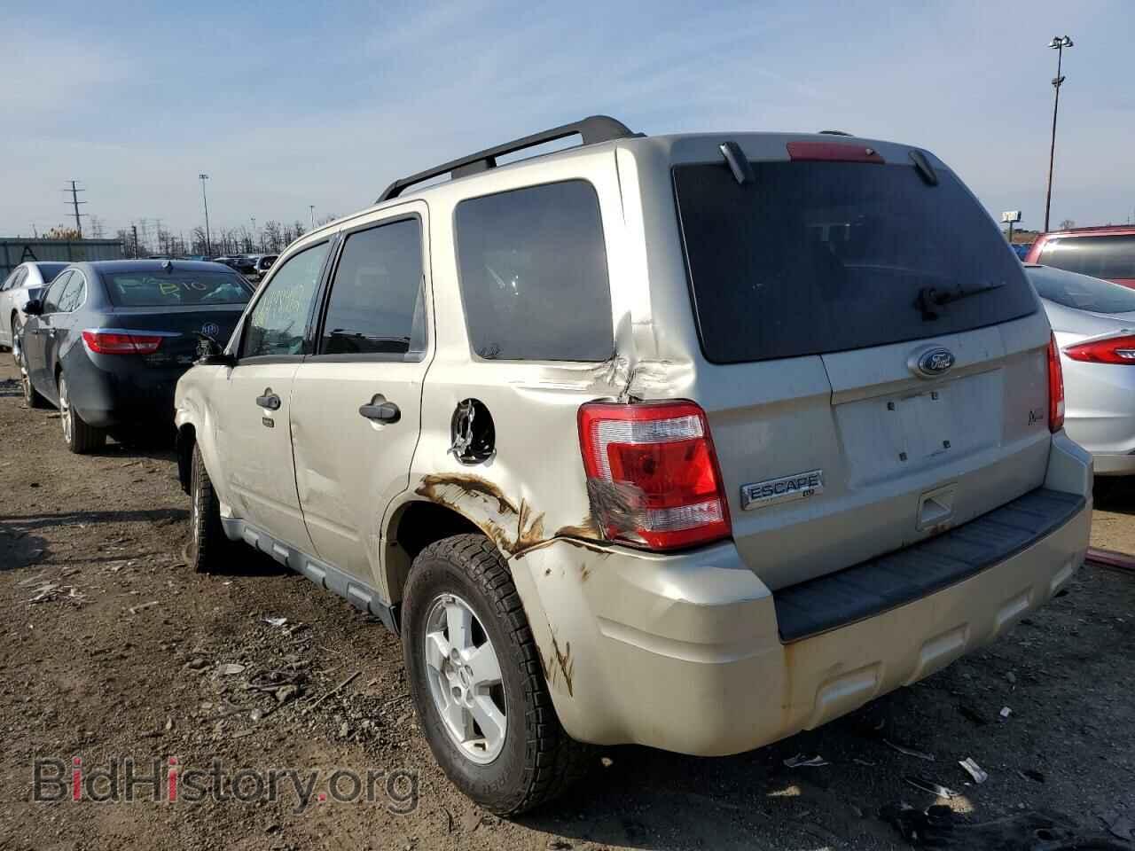 2010 FORD ESCAPE - VIN: 1FMCU0DG2AKA54698 - Фото 3