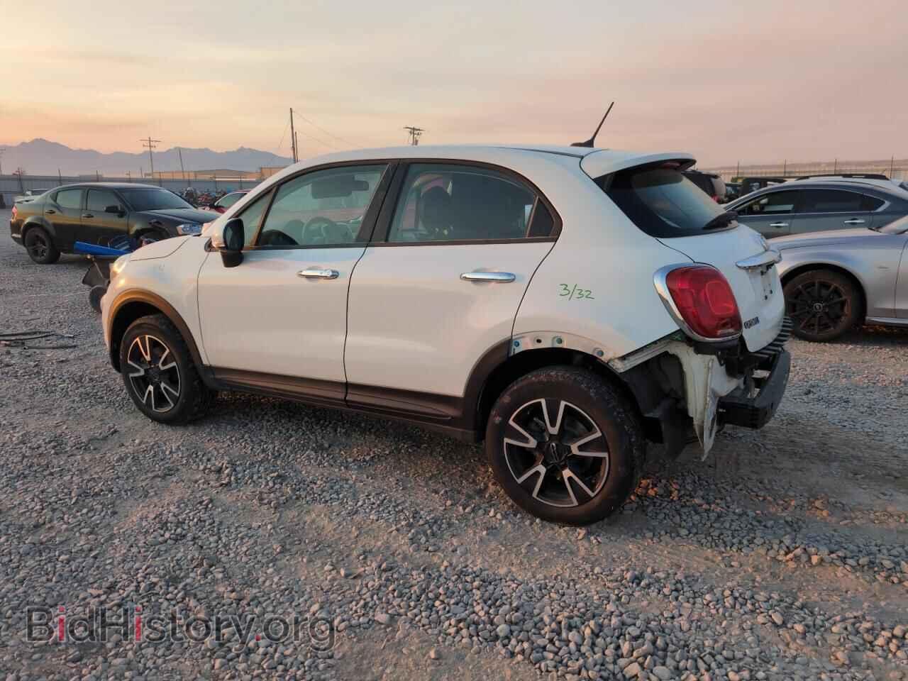 2017 FIAT 500 - VIN: ZFBCFYAB1HP593593 - Фото 2