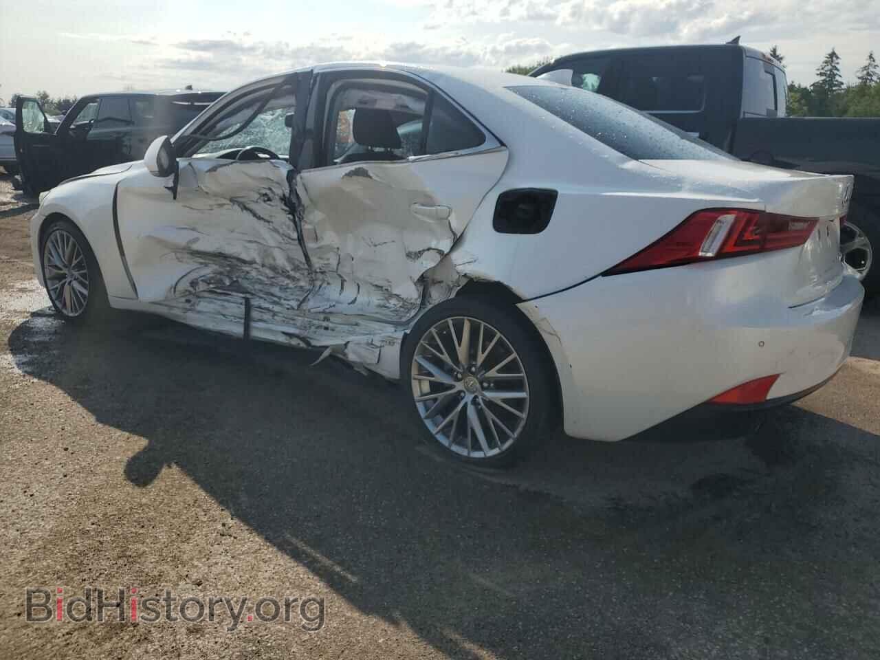 2014 LEXUS IS - VIN: JTHCF1D24E5000881 - Photo 2