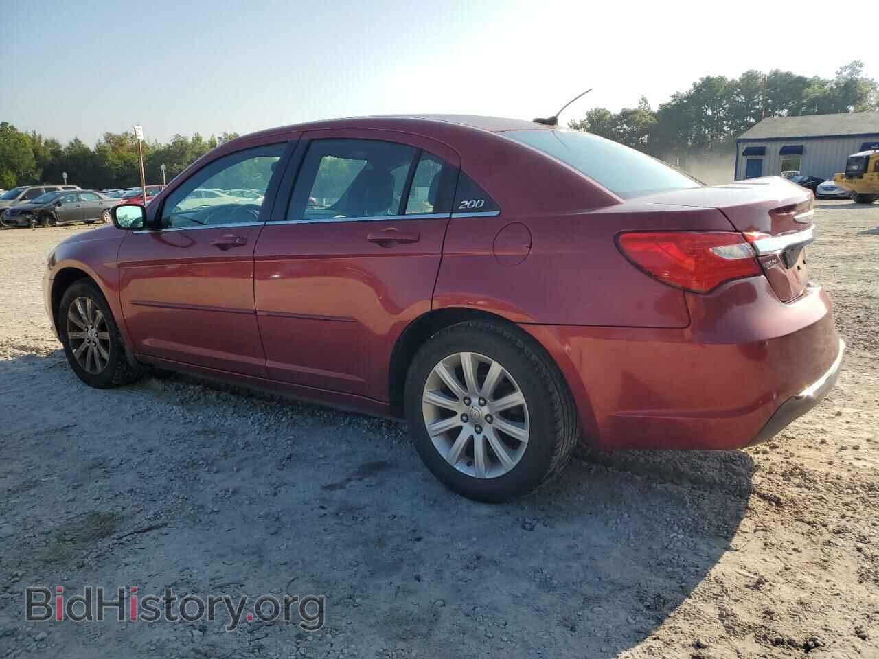 2013 CHRYSLER 200 - VIN: 1C3CCBBB3DN588634 - Фото 2