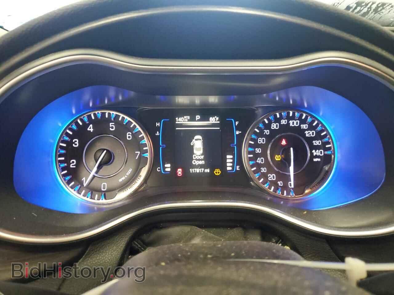 2017 CHRYSLER 200 - VIN: 1C3CCCABXHN504046 - Фото 9