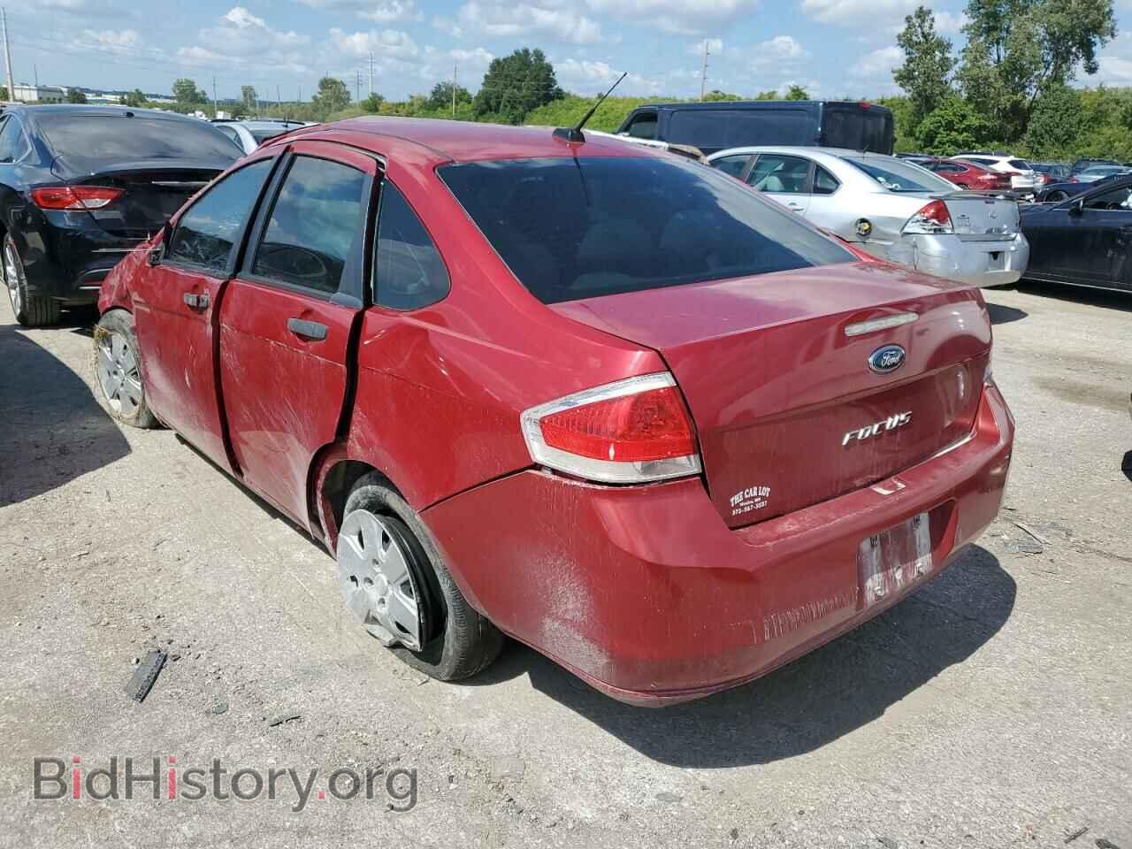 2011 FORD FOCUS - VIN: 1FAHP3EN9BW112306 - Photo 2