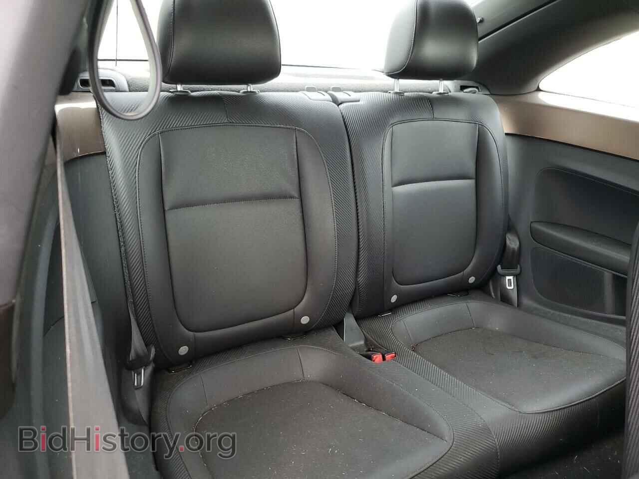 2012 VOLKSWAGEN BEETLE - VIN: 3VWJP7AT9CM662983 - Фото 6