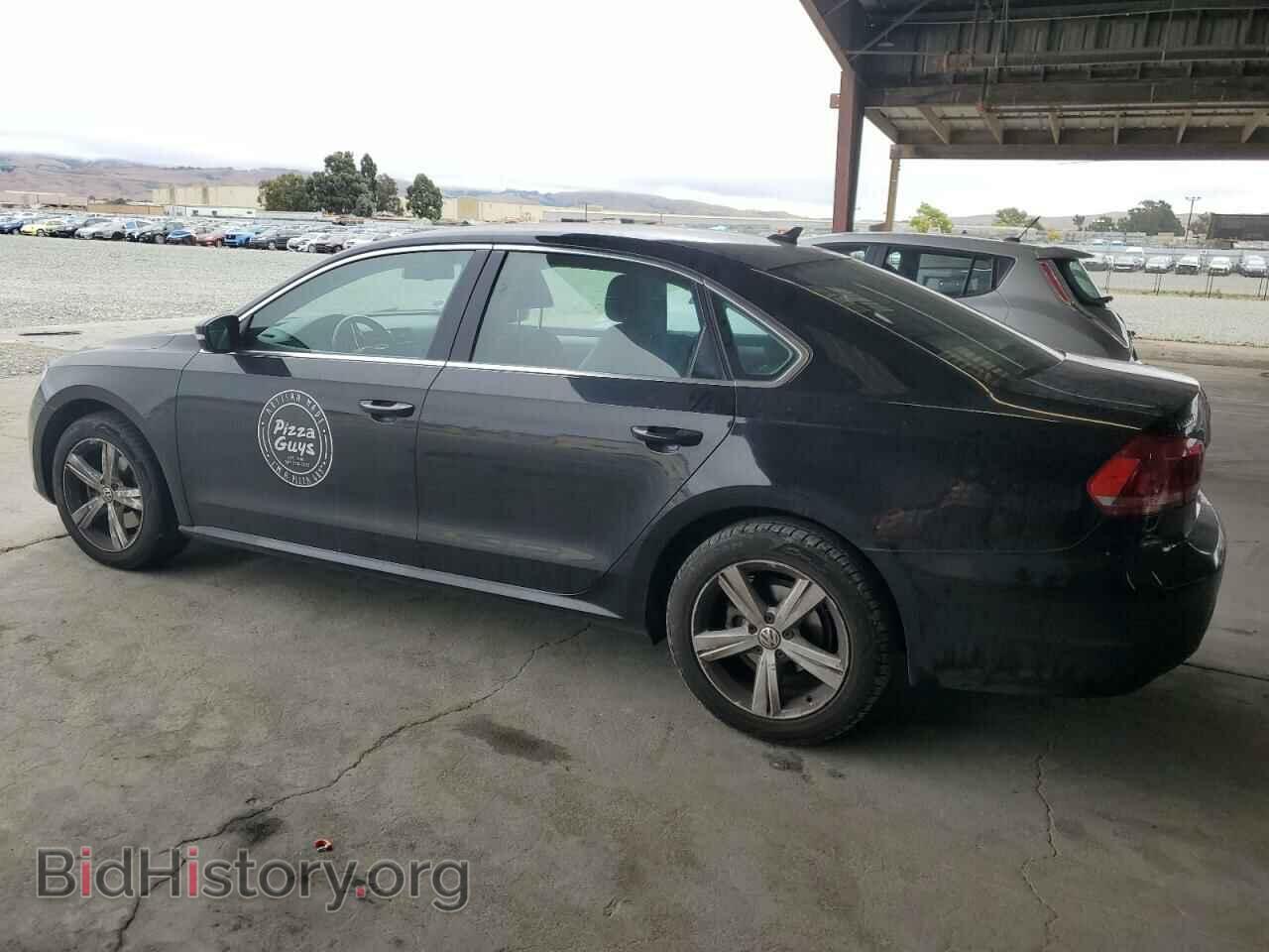 2013 VOLKSWAGEN PASSAT - VIN: 1VWBP7A33DC013686 - Фото 2