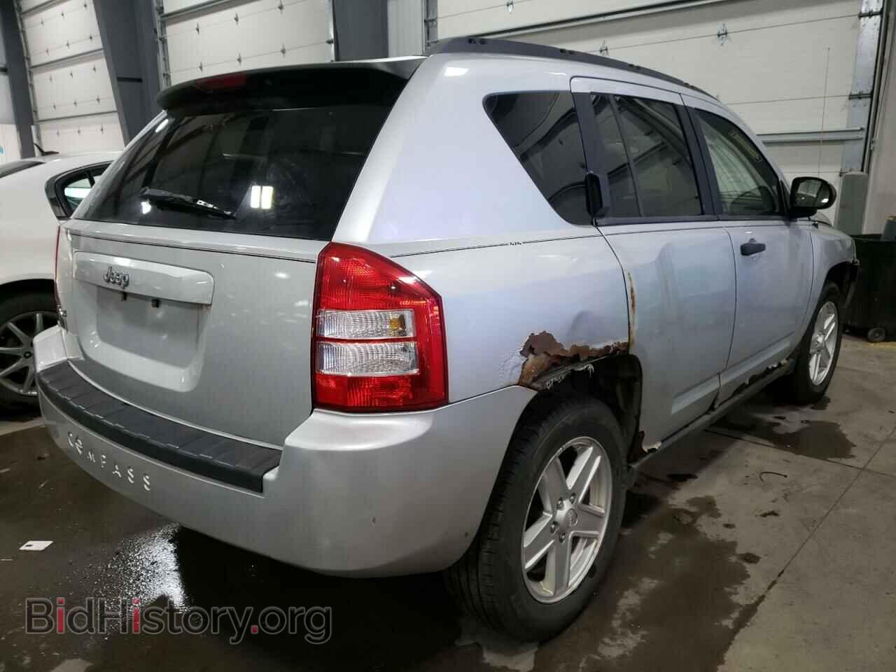 2007 JEEP COMPASS - VIN: 1J8FF47W77D211749 - Photo 4