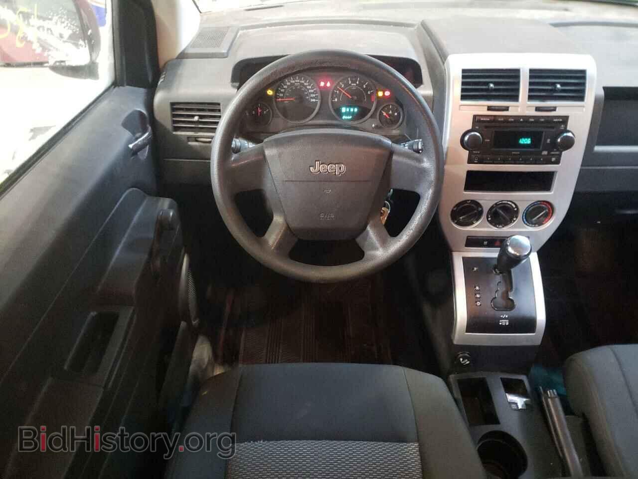 2008 JEEP COMPASS - VIN: 1J8FF47W08D524028 - Фото 9