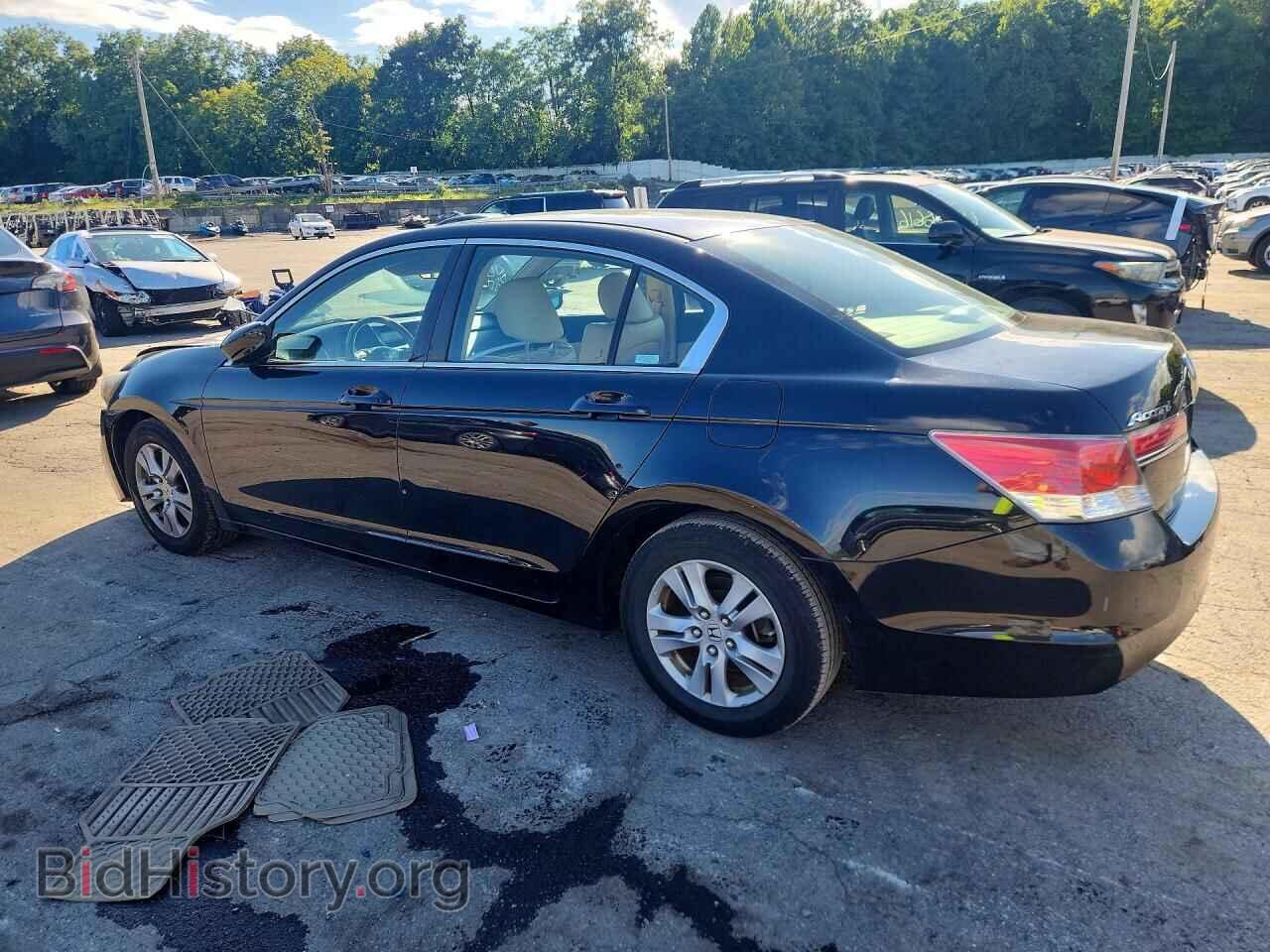 2011 HONDA ACCORD - VIN: 1HGCP2F61BA113700 - Photo 2