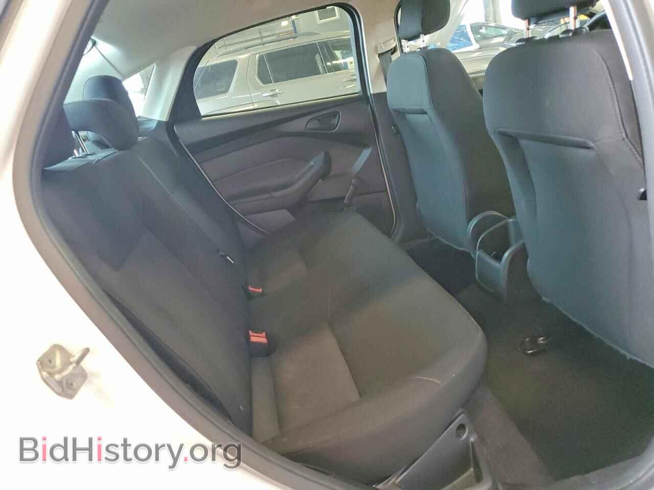2017 FORD FOCUS - VIN: 1FADP3E24HL263391 - Фото 10