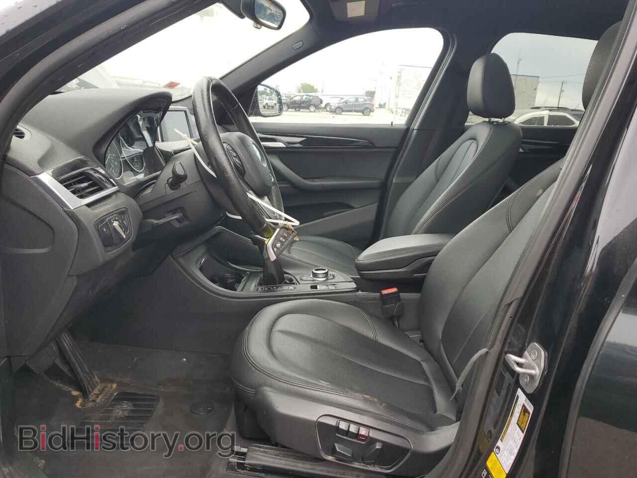 2017 BMW X1 - VIN: WBXHT3C36H5F73684 - Фото 7