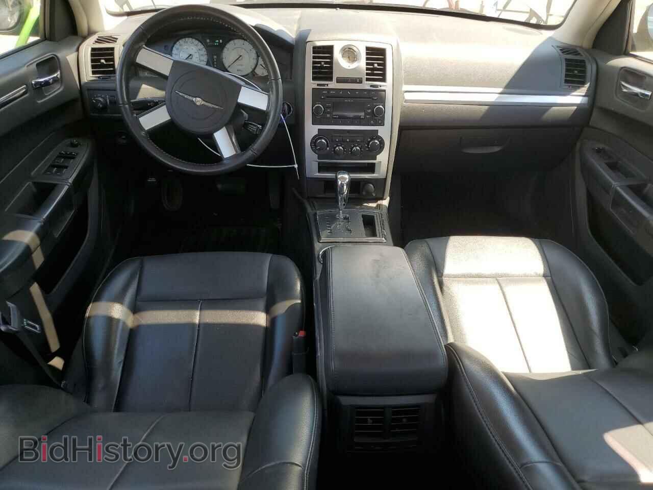2010 CHRYSLER 300 - VIN: 2C3CA5CV6AH140294 - Фото 8