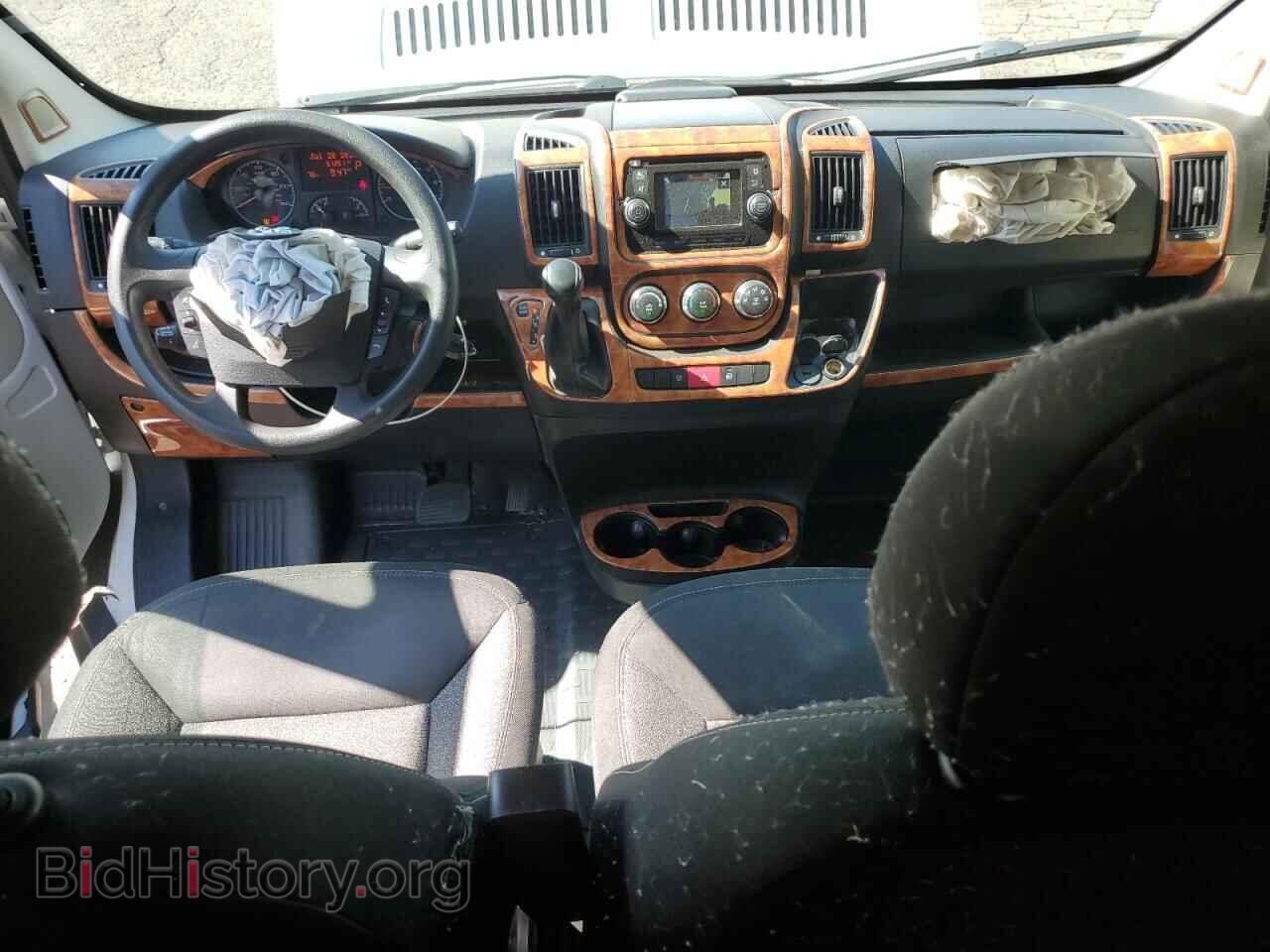2017 RAM All Models - VIN: 3C6TRVAG8HE519111 - Photo 8