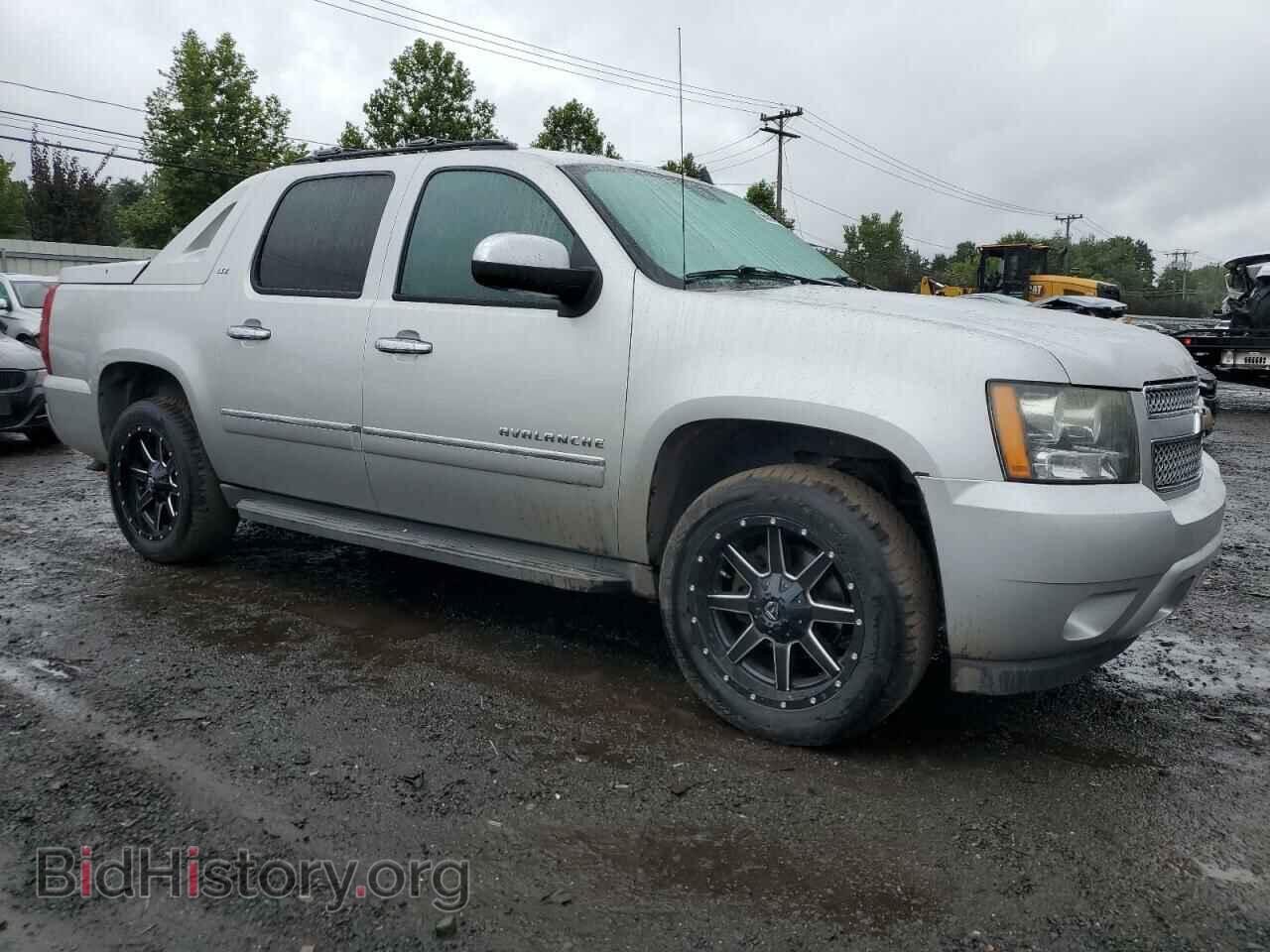 2011 CHEVROLET AVALANCHE - VIN: 3GNTKGE30BG341990 - Фото 4