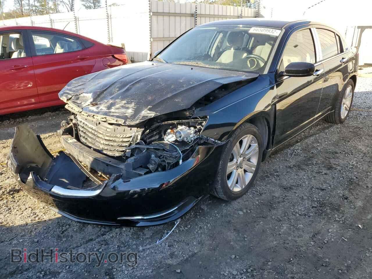 2012 CHRYSLER 200 - VIN: 1C3CCBBB8CN302811 - Фото 2