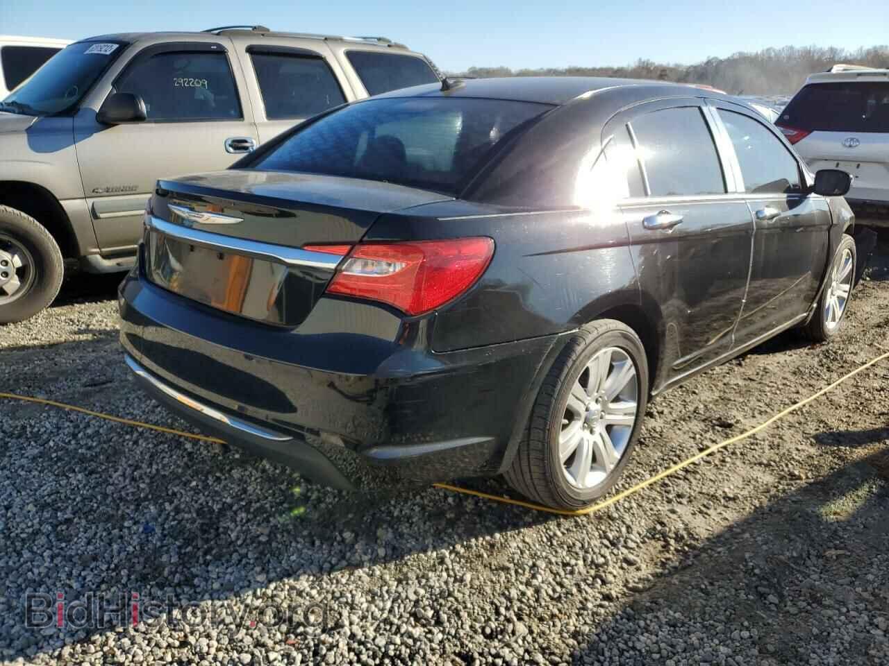2012 CHRYSLER 200 - VIN: 1C3CCBBB8CN302811 - Фото 4
