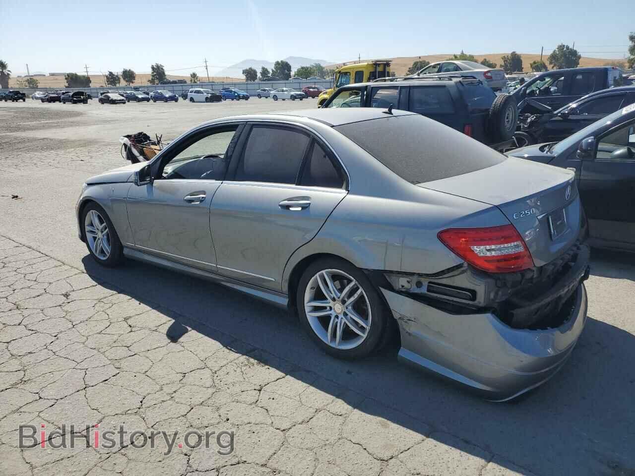 2014 MERCEDES-BENZ C-CLASS - VIN: WDDGF4HB0EA961490 - Фото 2