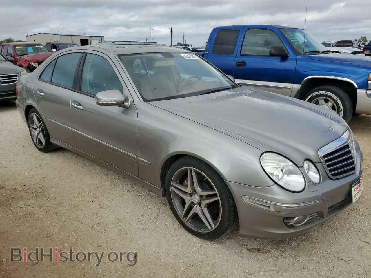 Photo WDBUF56X78B338768 - MERCEDES-BENZ E-CLASS 2008