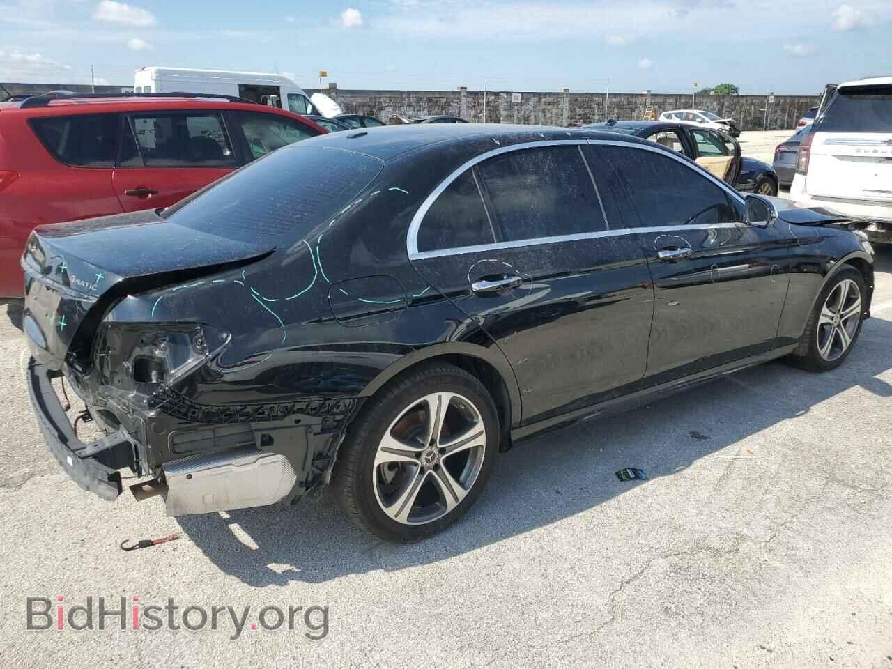 2019 MERCEDES-BENZ E-CLASS - VIN: WDDZF4KB2KA623179 - Фото 3