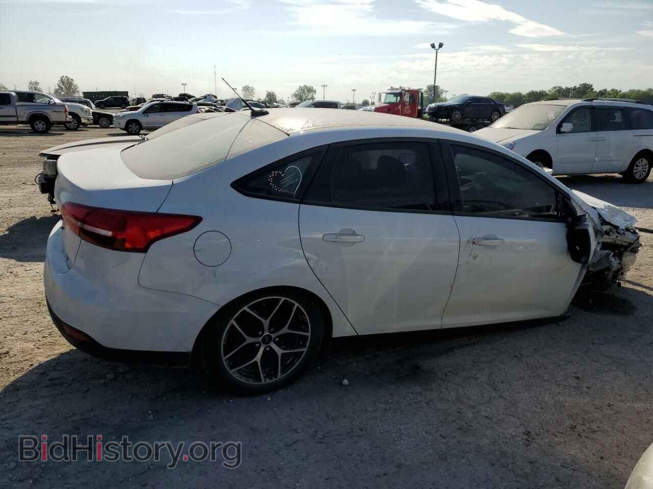 2018 FORD FOCUS - VIN: 1FADP3F21JL310431 - Фото 3