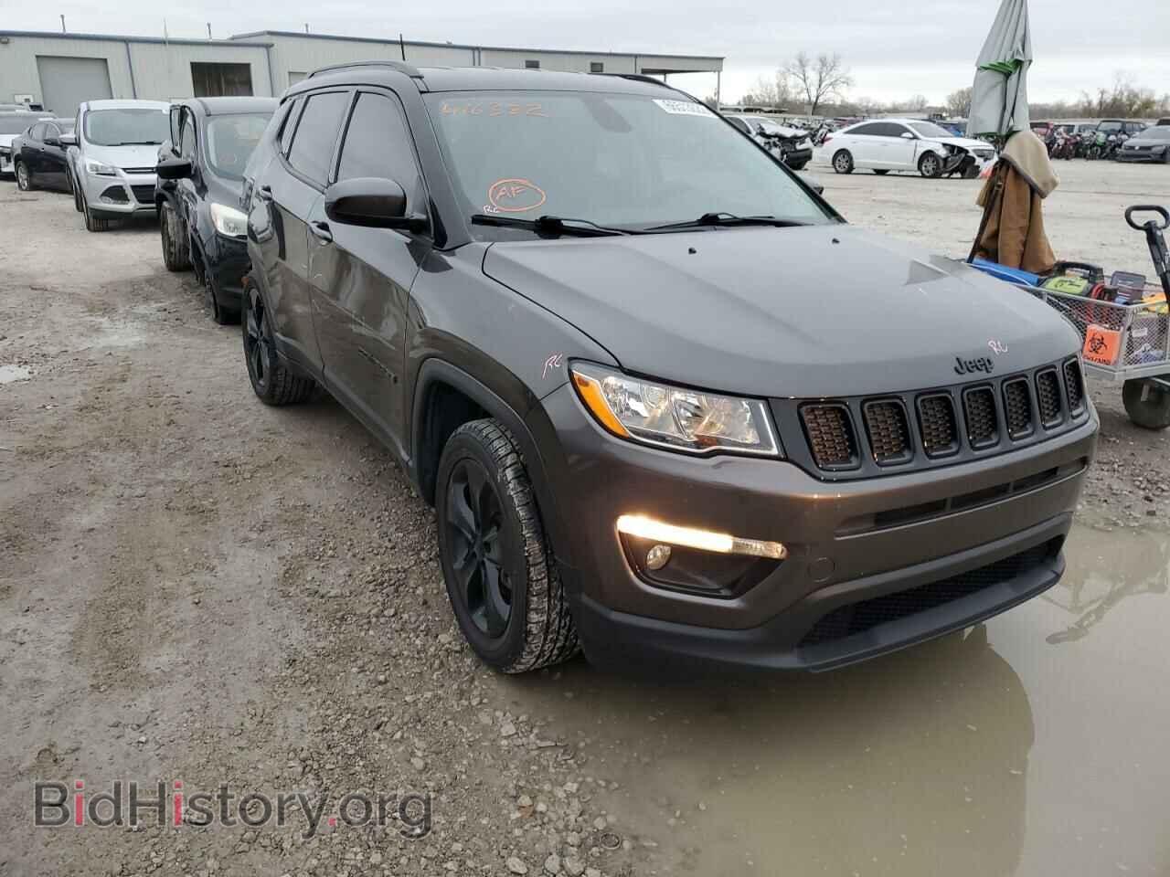 Фотография 3C4NJDBB5JT416302 - JEEP COMPASS 2018