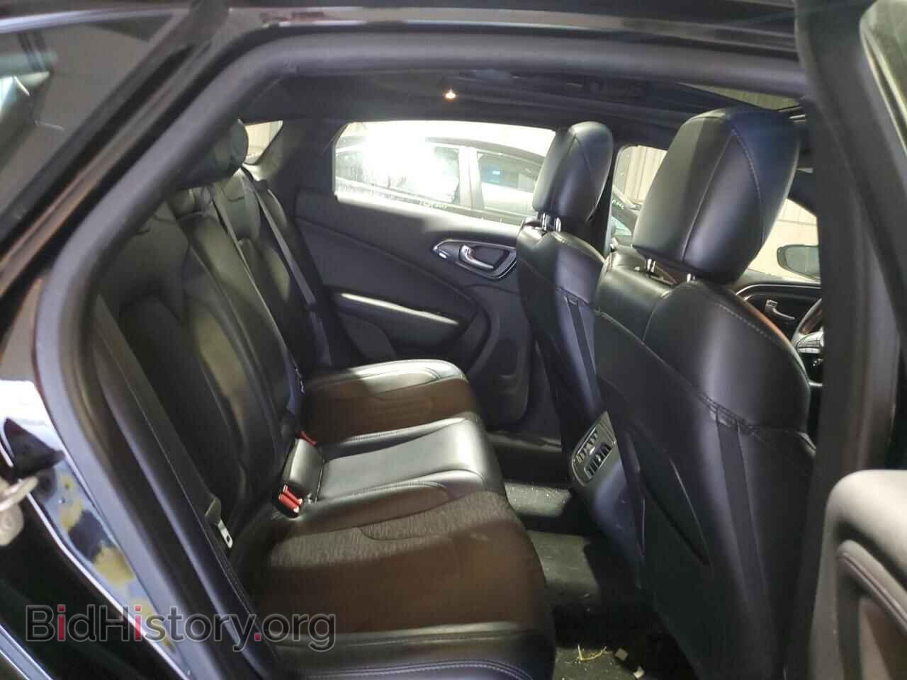 2016 CHRYSLER 200 - VIN: 1C3CCCDG6GN142822 - Фото 10