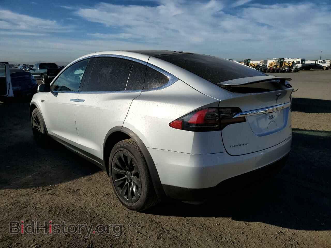 2016 TESLA MODEL X - VIN: 5YJXCAE43GF000772 - Photo 3