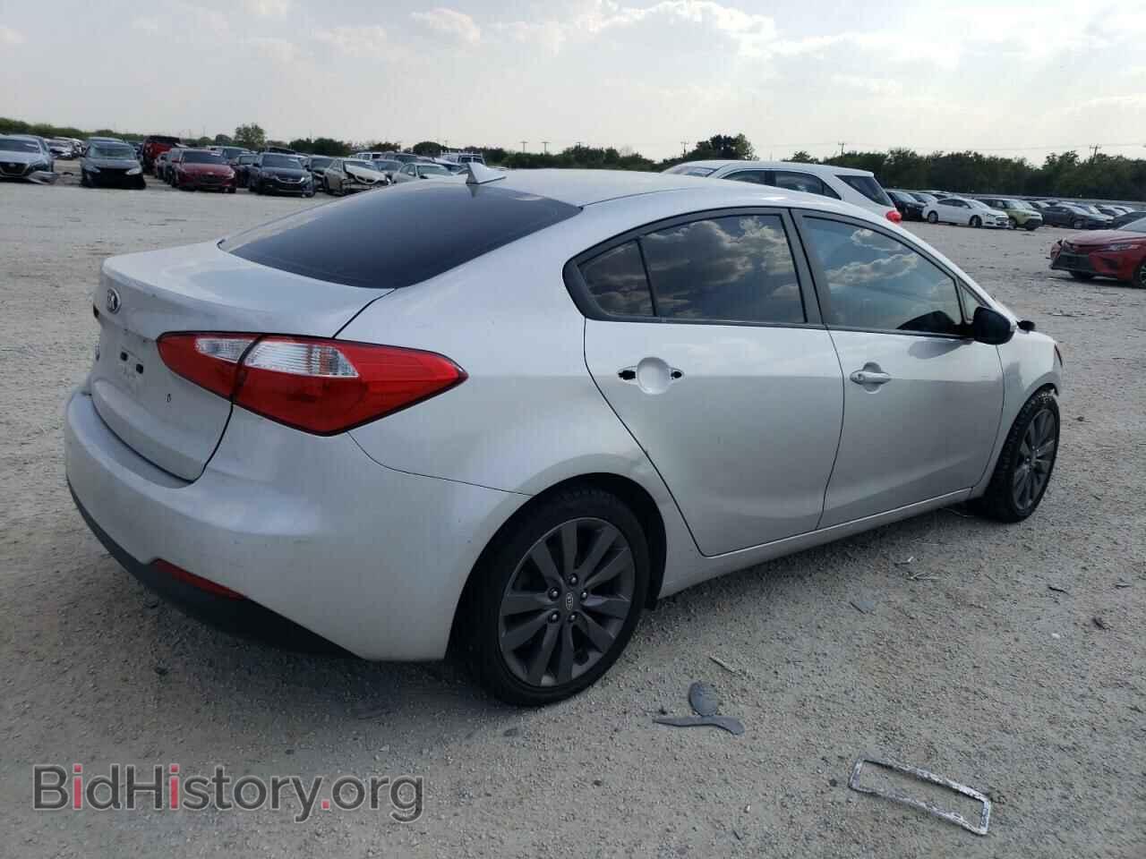 2015 KIA FORTE - VIN: KNAFK4A66F5437167 - Фото 3