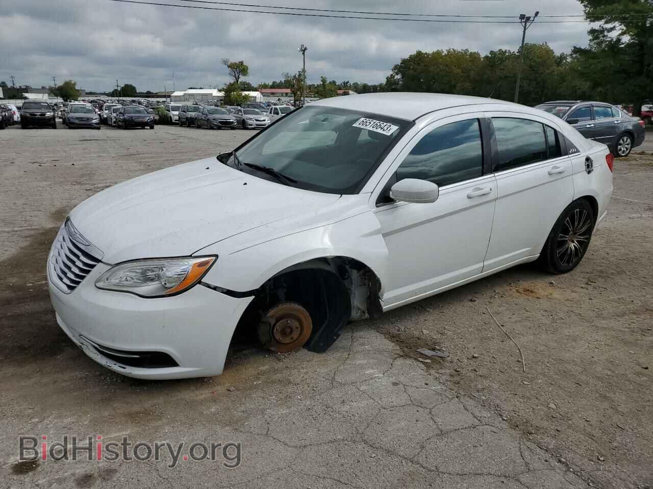 Photo 1C3BC1FB0BN549724 - CHRYSLER 200 2011