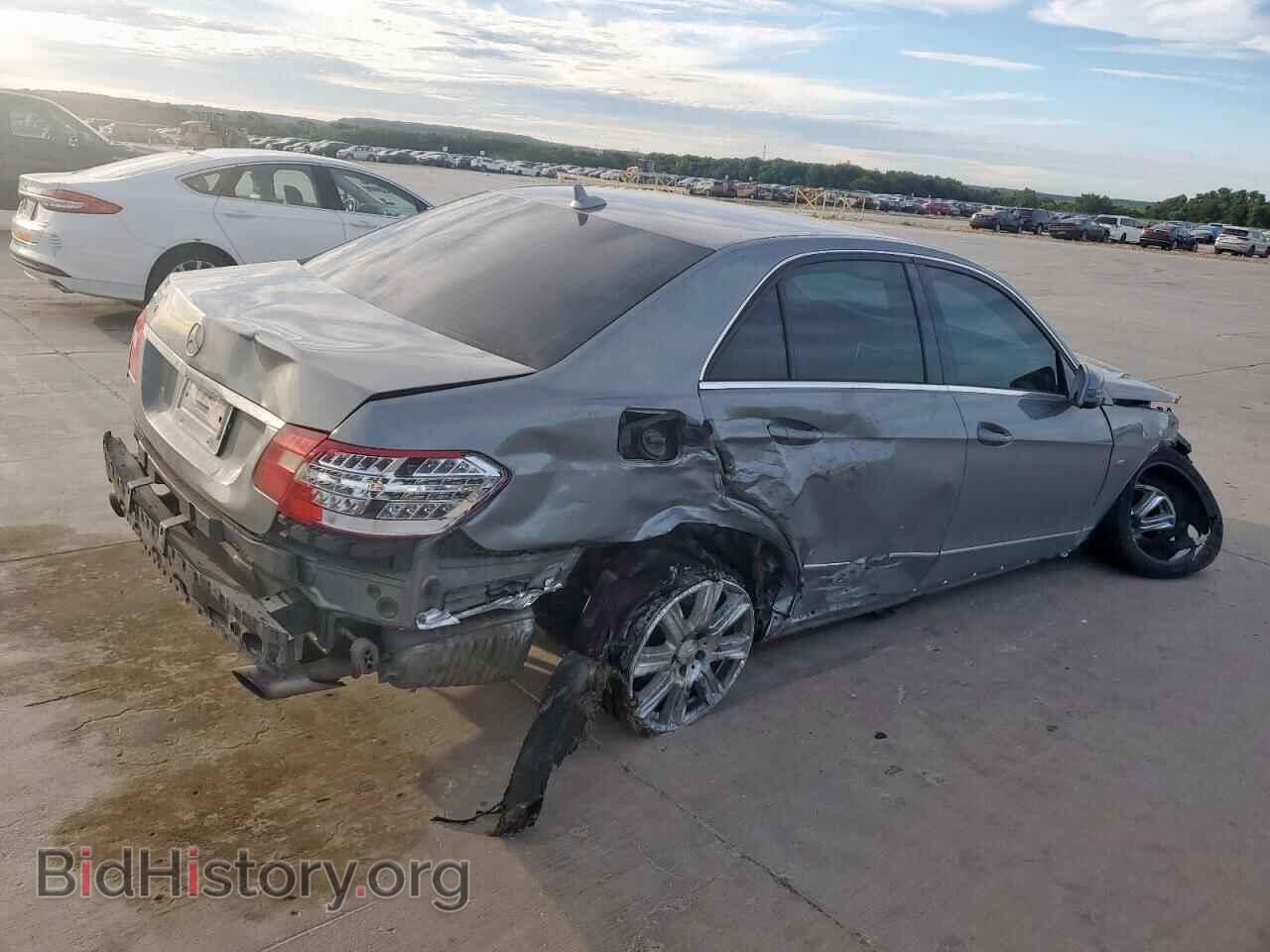 2012 MERCEDES-BENZ E-CLASS - VIN: WDDHF5KB8CA555733 - Фото 3