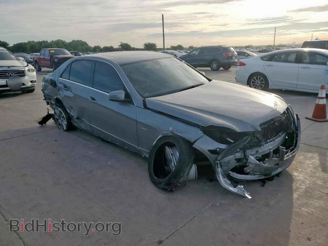 2012 MERCEDES-BENZ E-CLASS - VIN: WDDHF5KB8CA555733 - Фото 4