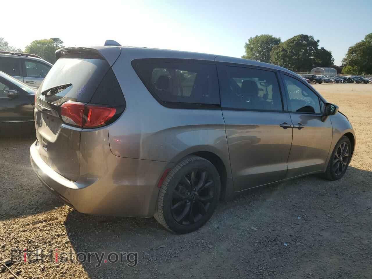 2018 CHRYSLER PACIFICA - VIN: 2C4RC1FG2JR188830 - Фото 3