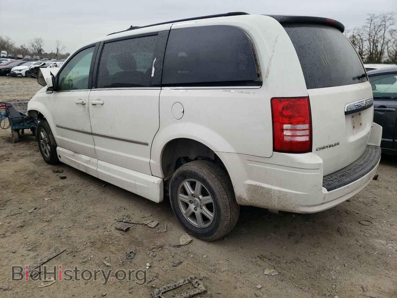 2010 CHRYSLER MINIVAN - VIN: 2A4RR5D14AR249609 - Photo 2