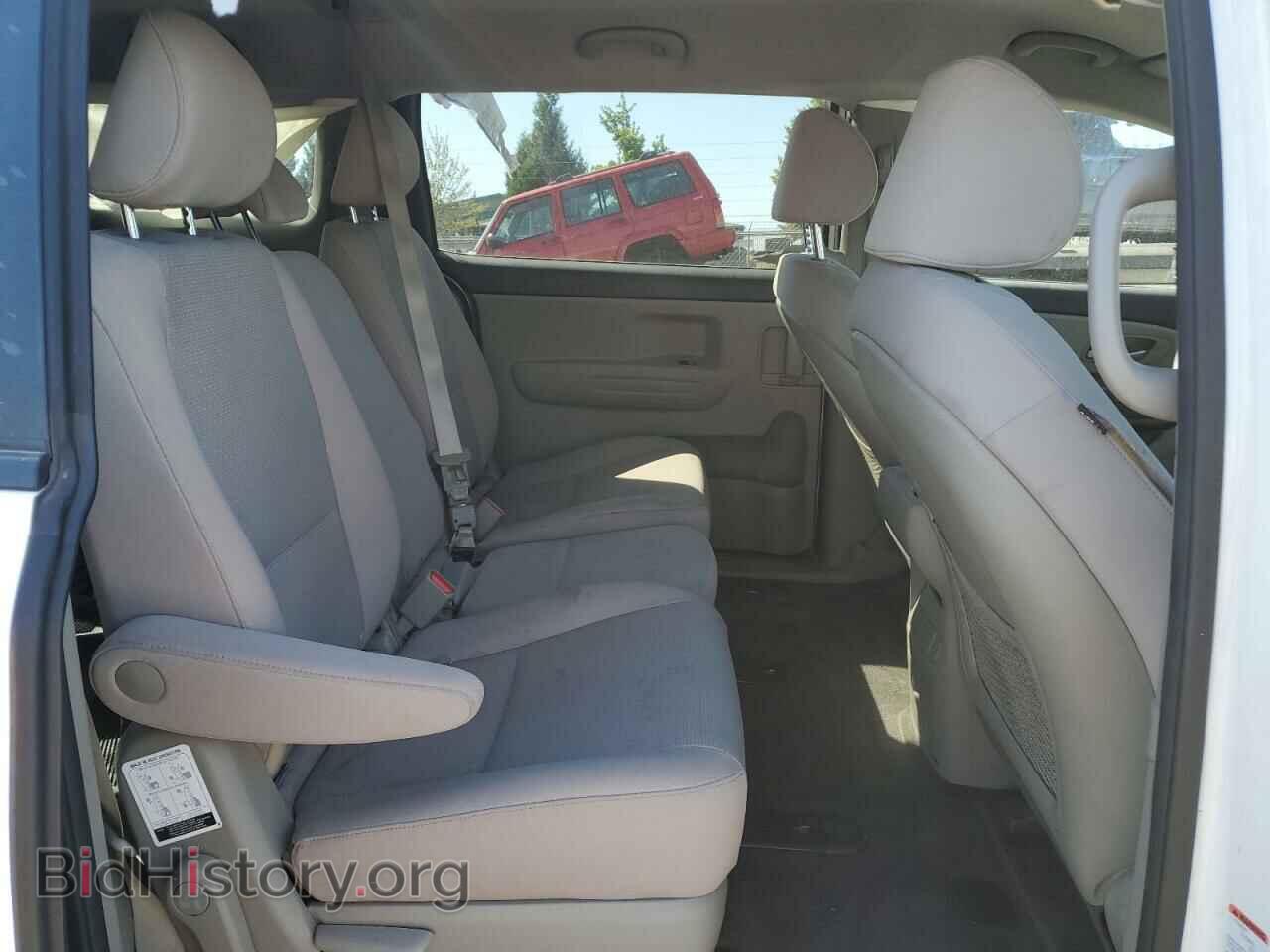 2017 KIA All Models - VIN: KNDMB5C18H6219066 - Фото 11