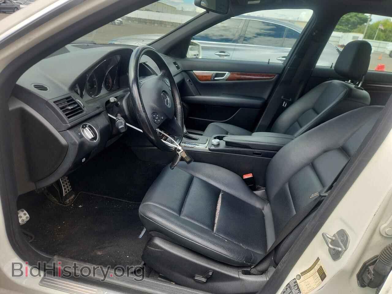 2011 MERCEDES-BENZ C-CLASS - VIN: WDDGF5EB2BA516190 - Фото 7