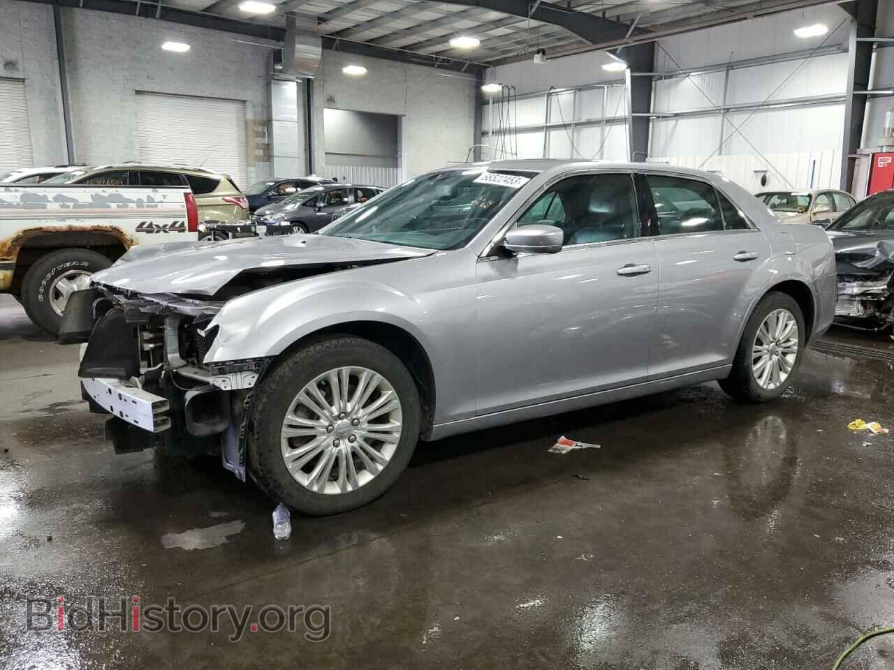 Фотография 2C3CCARG1EH223200 - CHRYSLER 300 2014