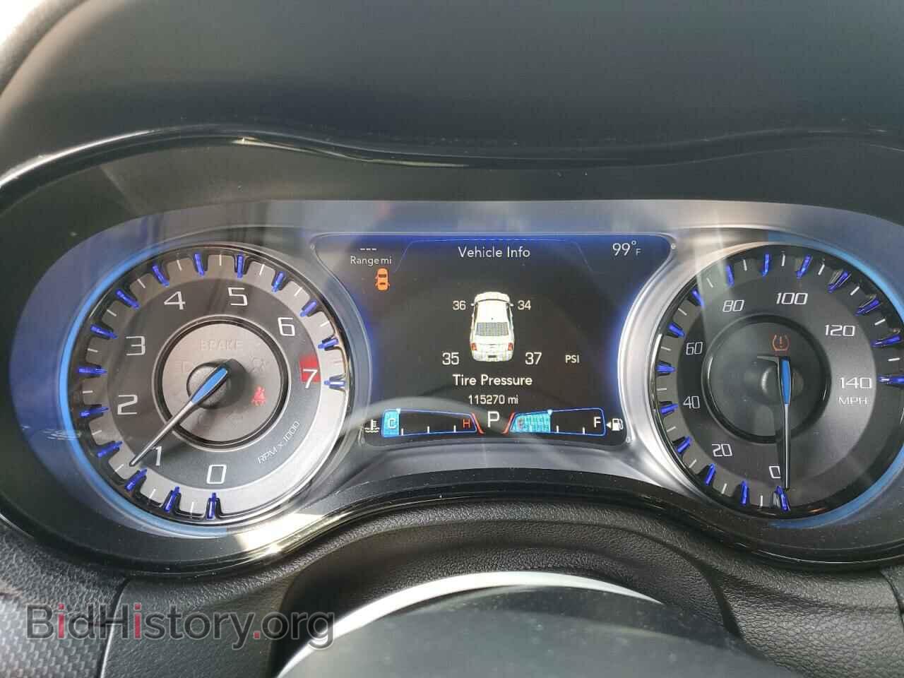 2016 CHRYSLER 300 - VIN: 2C3CCABG4GH220109 - Фото 9