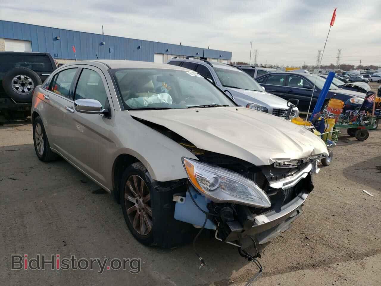 Фотография 1C3CCBCG8DN715386 - CHRYSLER 200 2013