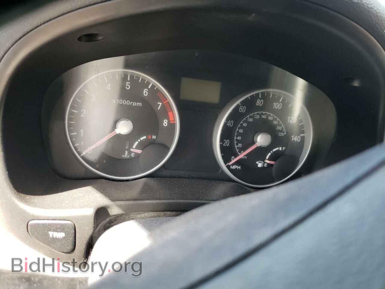 2006 HYUNDAI ACCENT - VIN: KMHCN46C06U041216 - Фото 9