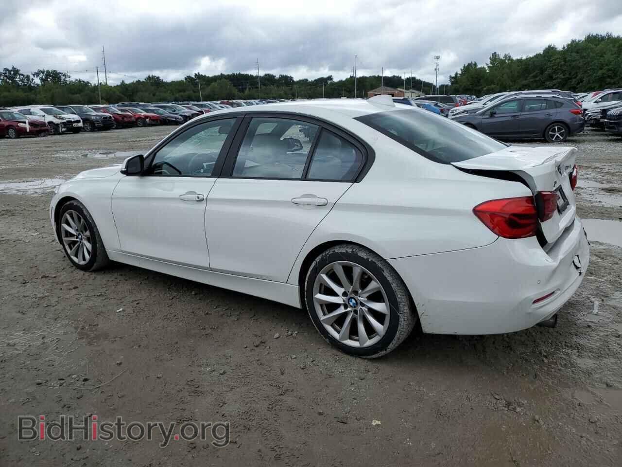 2016 BMW 3 SERIES - VIN: WBA8E5G51GNU21528 - Фото 2
