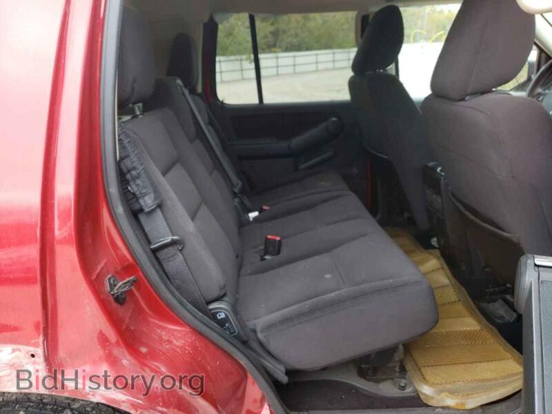 2010 Ford EXPLORER (VIN 1FMEU6DE7AUA30718) — photo 6 of 10